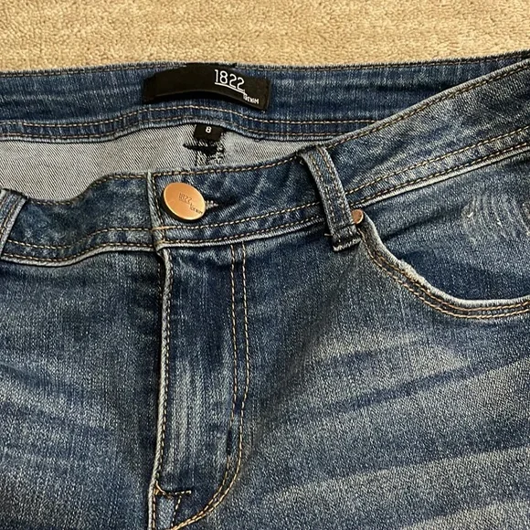 1822 Denim Women Burmuda shorts - Picture 4 of 8